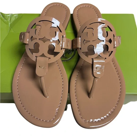 Tory Burch Women’s Miller Sandals Patent Leather Size 7 US - Picture 2 of 13